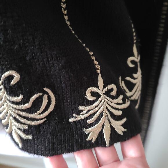 Vintage 90s Wool Cardigan Sweater Medium Casual Corner Metallic‎ Gold Embroidery - Picture 3 of 13